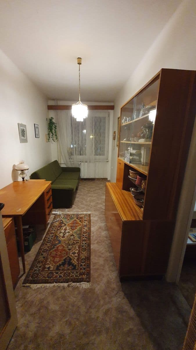 Prenájom bytu 4-izbový 77 m², Komenského, Vítkov, Moravskoslezský kraj Prenájom bytu 4-izbový 77 m², Komenského, Vítkov, Moravskoslezský kraj