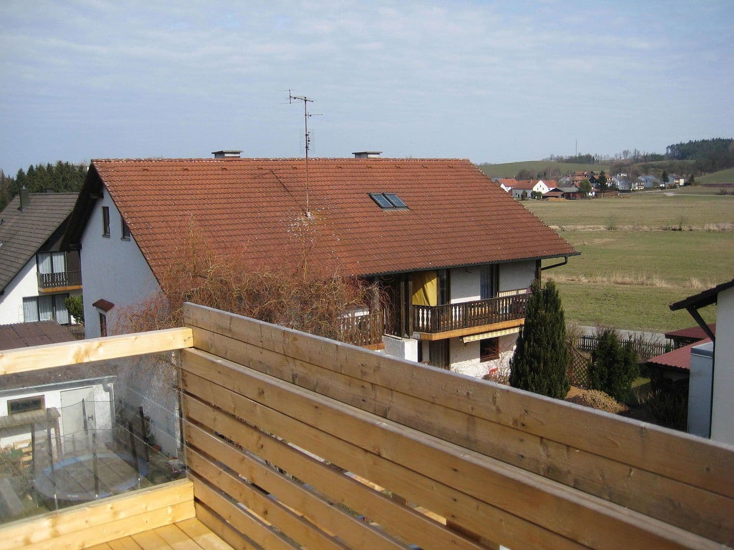 Prenájom bytu 2-izbový 73 m², Hettenshausen / Jahnhöhe, Bavorsko Prenájom bytu 2-izbový 73 m², Hettenshausen / Jahnhöhe, Bavorsko