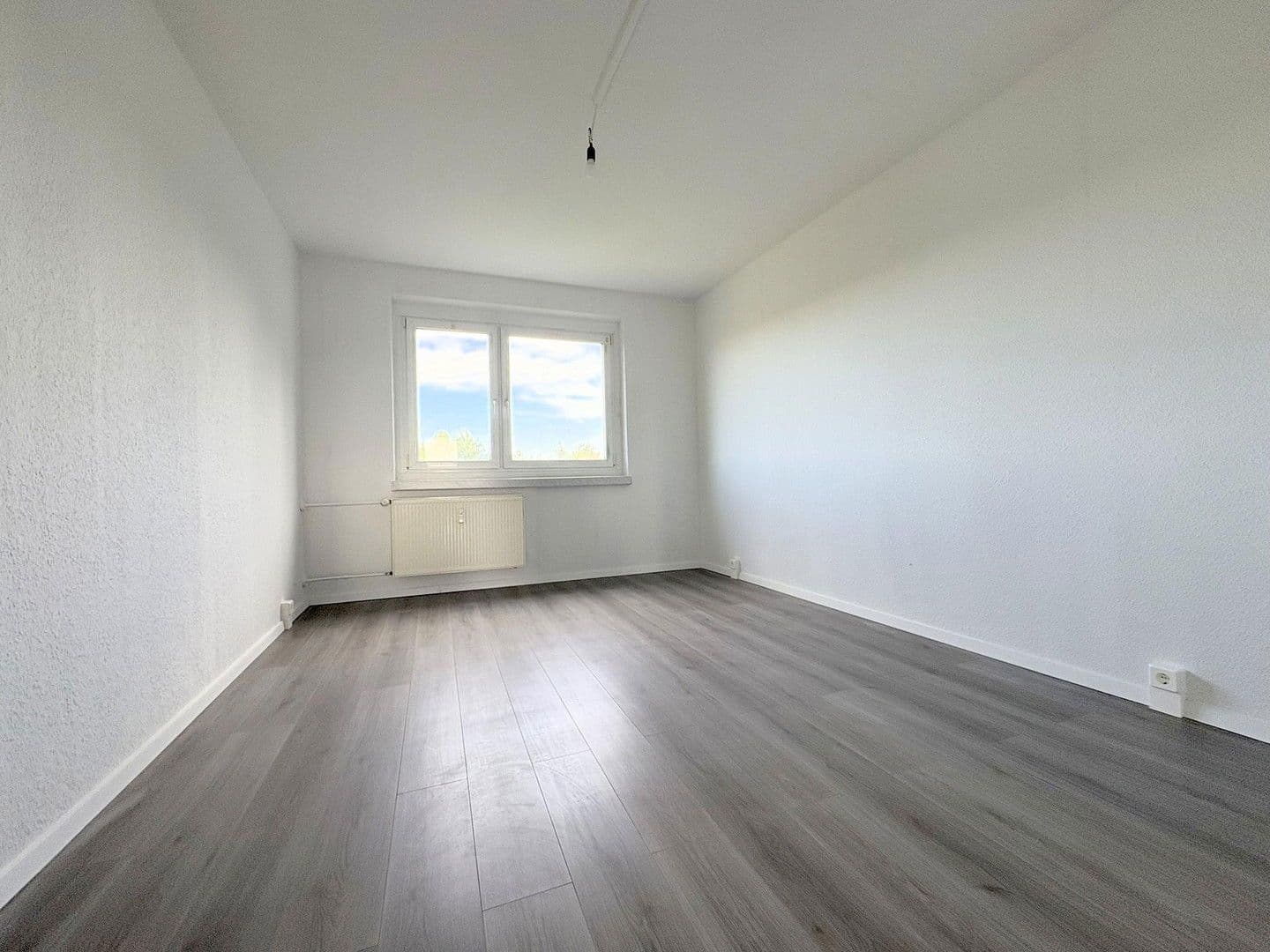 Prenájom bytu 3-izbový 71 m², Nordring 99b, Görlitz, Sasko Prenájom bytu 3-izbový 71 m², Nordring 99b, Görlitz, Sasko