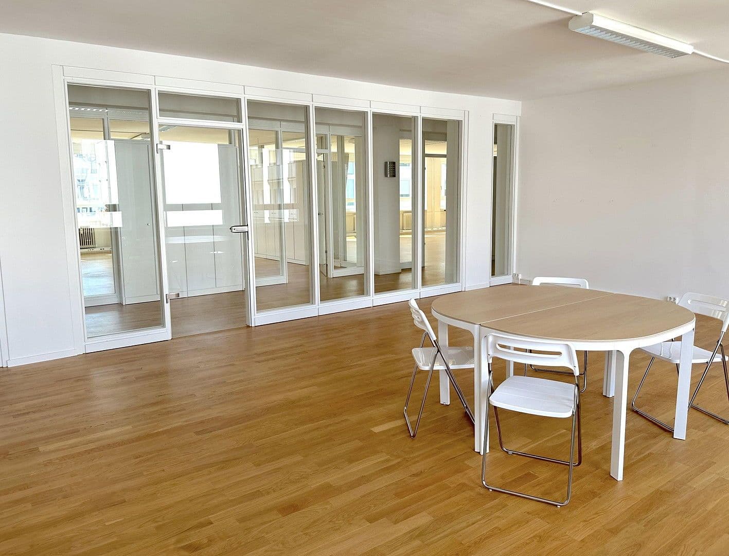 Prenájom kancelárie 307 m², Axel-Springer-Platz 2, Hamburg, Hamburg Prenájom kancelárie 307 m², Axel-Springer-Platz 2, Hamburg, Hamburg