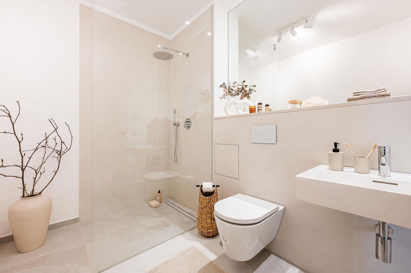 Predaj bytu 2-izbový 78 m², Berlin, Berlín Predaj bytu 2-izbový 78 m², Berlin, Berlín