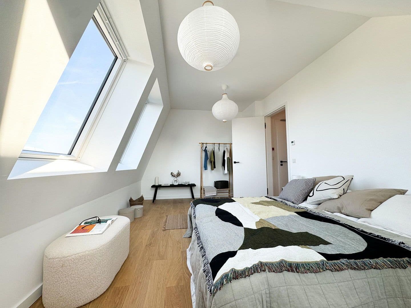 Predaj bytu 2-izbový 78 m², Berlin, Berlín Predaj bytu 2-izbový 78 m², Berlin, Berlín