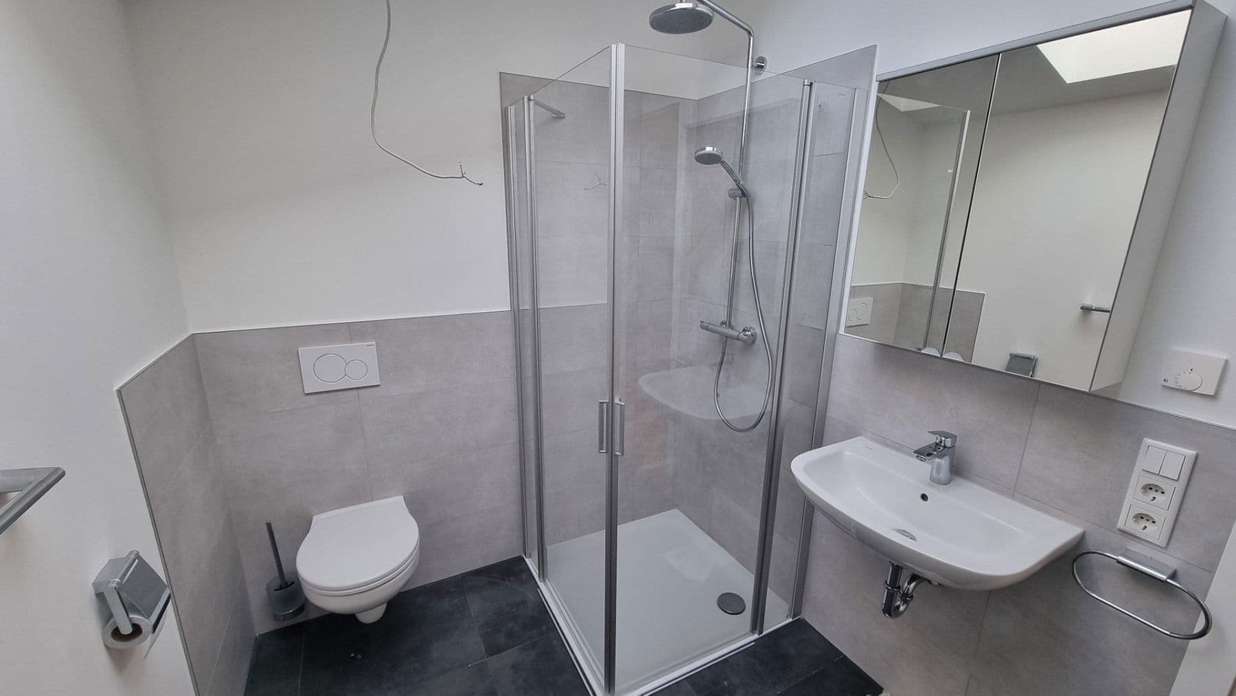 Prenájom bytu 2-izbový 61 m², Frankfurt am Main, Hesensko Prenájom bytu 2-izbový 61 m², Frankfurt am Main, Hesensko