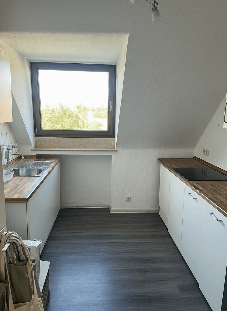 Predaj bytu 3-izbový 68 m², Heinrichstr. 105, Düsseldorf, Severné Porýnie - Westfálsko Predaj bytu 3-izbový 68 m², Heinrichstr. 105, Düsseldorf, Severné Porýnie - Westfálsko