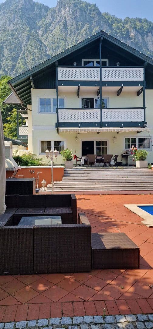 Predaj domu 550 m², pozemek 1.100 m², Salzburg Stadtrand Süd, Salzbursko Predaj domu 550 m², pozemek 1.100 m², Salzburg Stadtrand Süd, Salzbursko