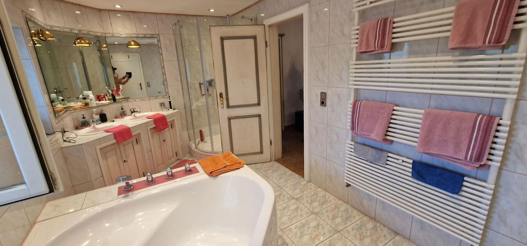 Predaj domu 550 m², pozemek 1.100 m², Salzburg Stadtrand Süd, Salzbursko Predaj domu 550 m², pozemek 1.100 m², Salzburg Stadtrand Süd, Salzbursko