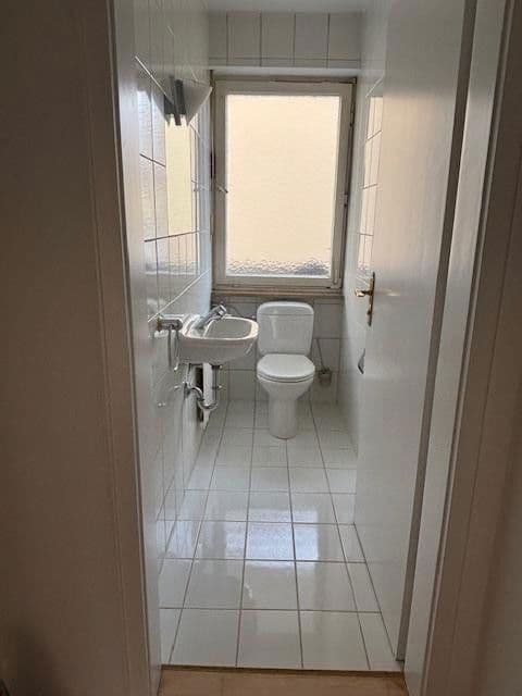 Prenájom bytu 3-izbový 89 m², Nördliche Auffahrtsallee, München, Bavorsko Prenájom bytu 3-izbový 89 m², Nördliche Auffahrtsallee, München, Bavorsko