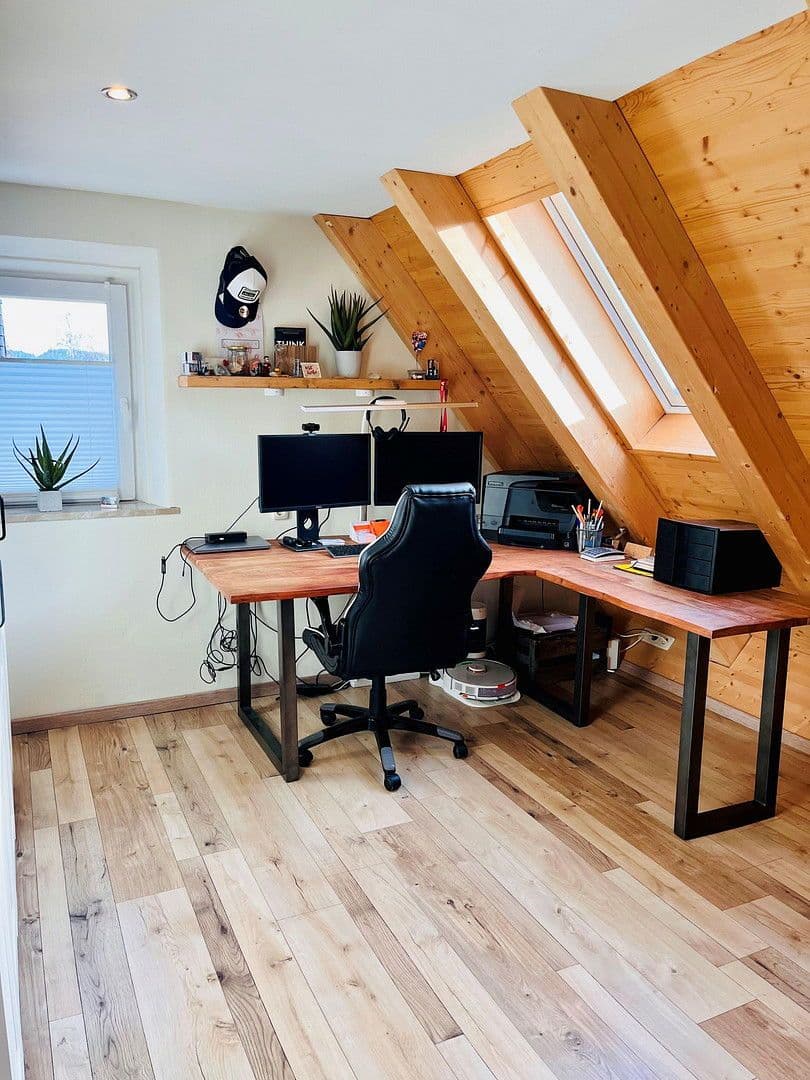 Predaj domu 145 m², pozemek 522 m², Waldershof, Bavorsko Predaj domu 145 m², pozemek 522 m², Waldershof, Bavorsko