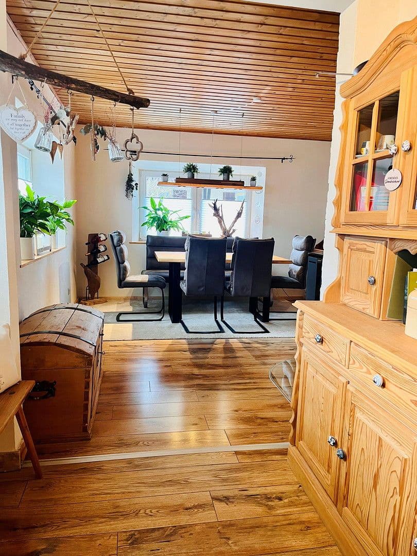 Predaj domu 145 m², pozemek 522 m², Waldershof, Bavorsko Predaj domu 145 m², pozemek 522 m², Waldershof, Bavorsko