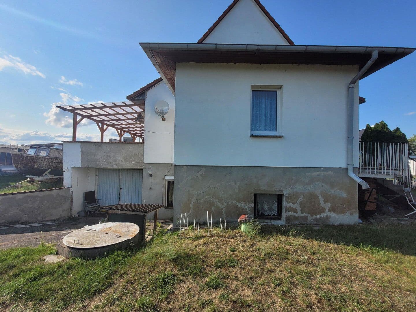 Predaj domu 117 m², pozemek 1.340 m², Burg, Sasko-Anhaltsko Predaj domu 117 m², pozemek 1.340 m², Burg, Sasko-Anhaltsko