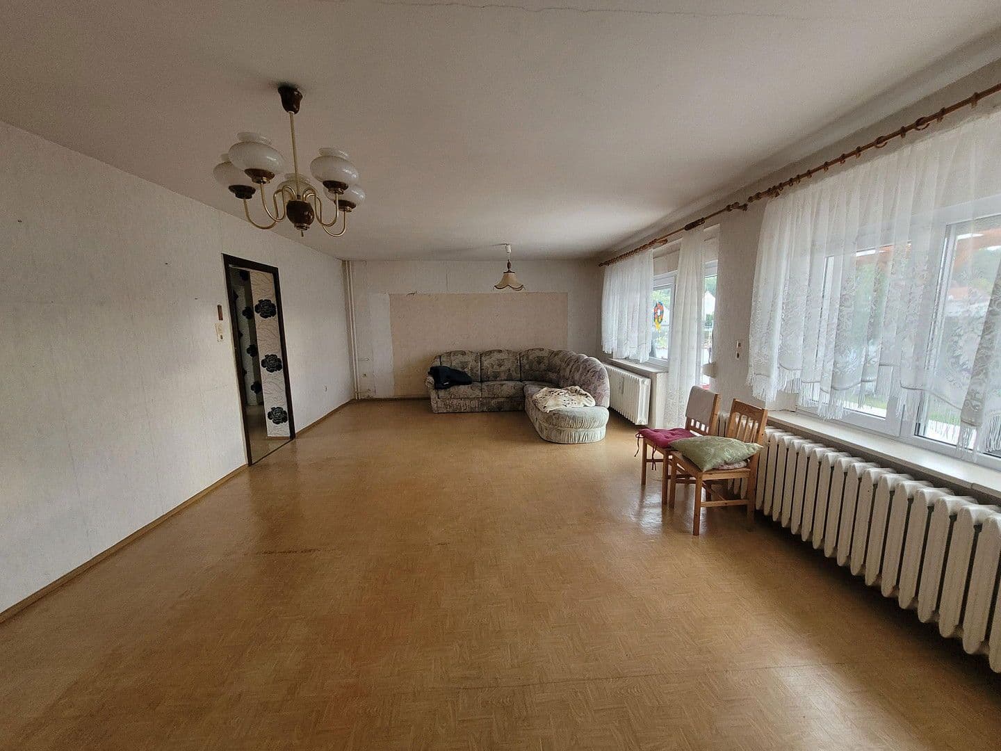 Predaj domu 117 m², pozemek 1.340 m², Burg, Sasko-Anhaltsko Predaj domu 117 m², pozemek 1.340 m², Burg, Sasko-Anhaltsko