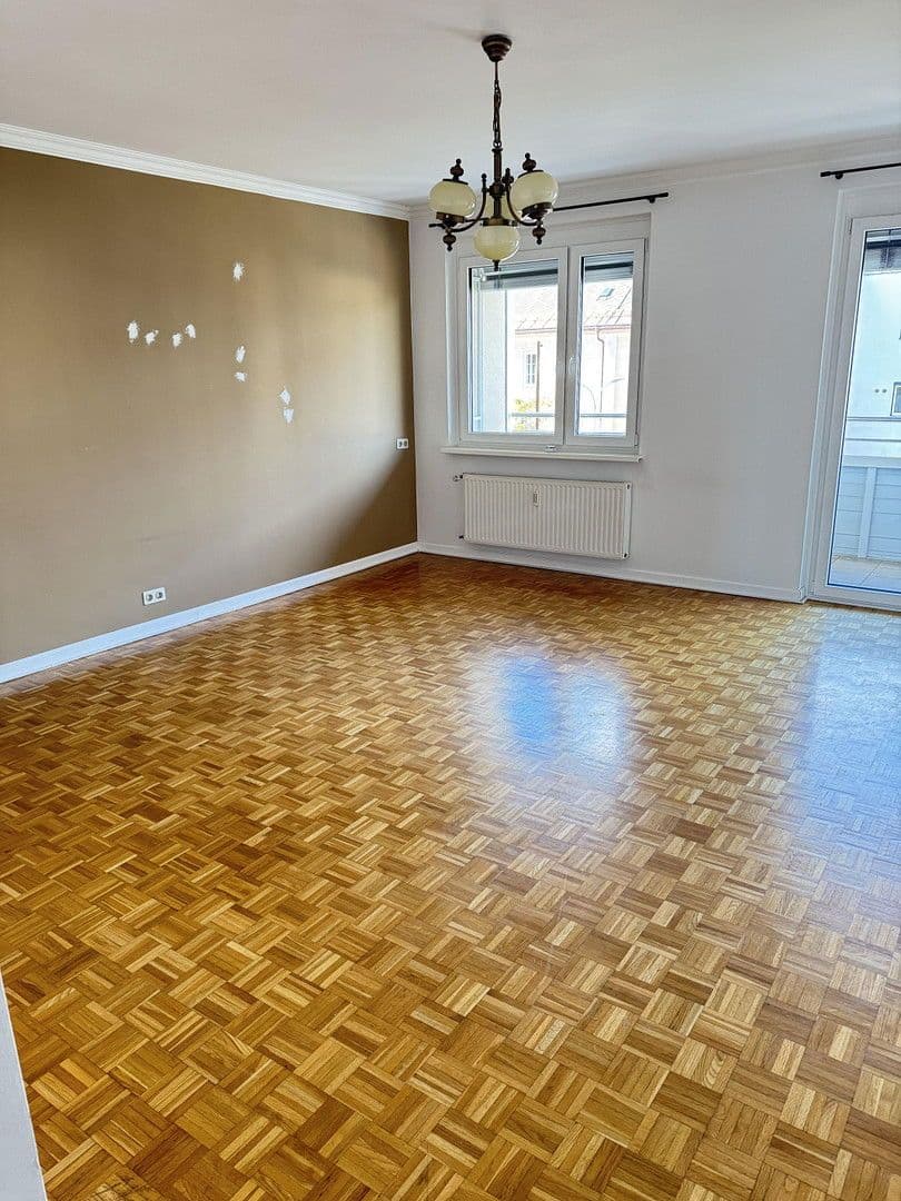 Prenájom bytu 4-izbový 100 m², Villacherstrasse 1B, Klagenfurt, Korutánsko Prenájom bytu 4-izbový 100 m², Villacherstrasse 1B, Klagenfurt, Korutánsko