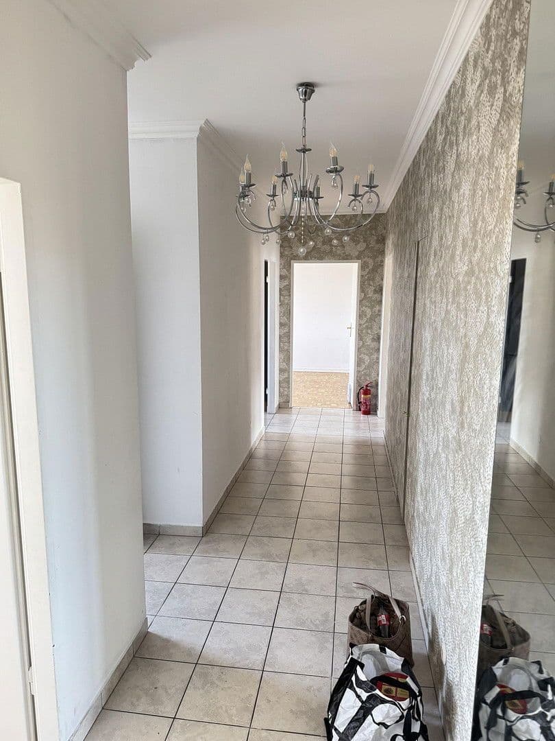 Prenájom bytu 4-izbový 100 m², Villacherstrasse 1B, Klagenfurt, Korutánsko Prenájom bytu 4-izbový 100 m², Villacherstrasse 1B, Klagenfurt, Korutánsko