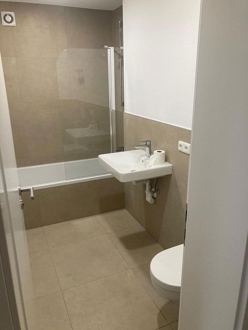 Predaj bytu 3-izbový 92 m², Niederwerrn, Bavorsko Predaj bytu 3-izbový 92 m², Niederwerrn, Bavorsko