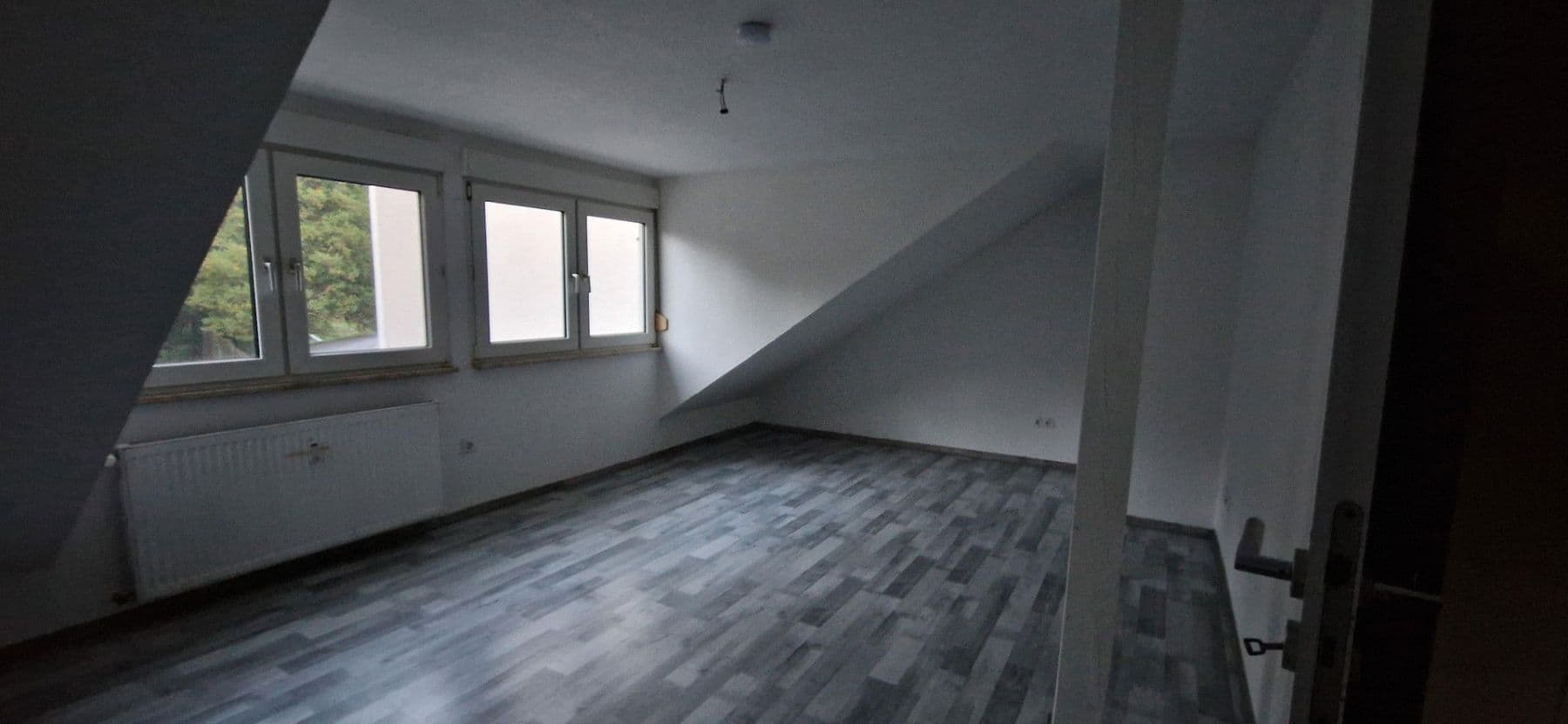 Prenájom domu 80 m², pozemek 220 m², Meerhausener Str 55, Bonn, Severné Porýnie - Westfálsko Prenájom domu 80 m², pozemek 220 m², Meerhausener Str 55, Bonn, Severné Porýnie - Westfálsko