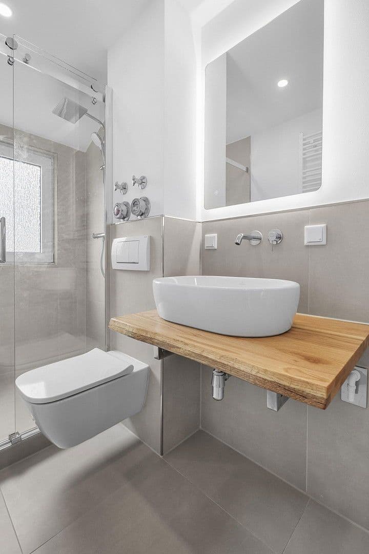 Prenájom bytu 3-izbový 70 m², Bremerhaven, Brémy Prenájom bytu 3-izbový 70 m², Bremerhaven, Brémy