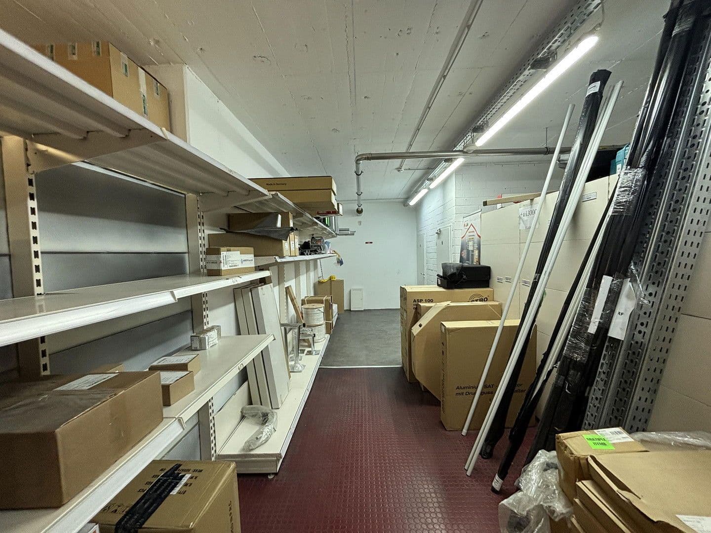 Prenájom nebytového priestoru 285 m², Münsterstrasse 330, Düsseldorf, Severné Porýnie - Westfálsko Prenájom nebytového priestoru 285 m², Münsterstrasse 330, Düsseldorf, Severné Porýnie - Westfálsko