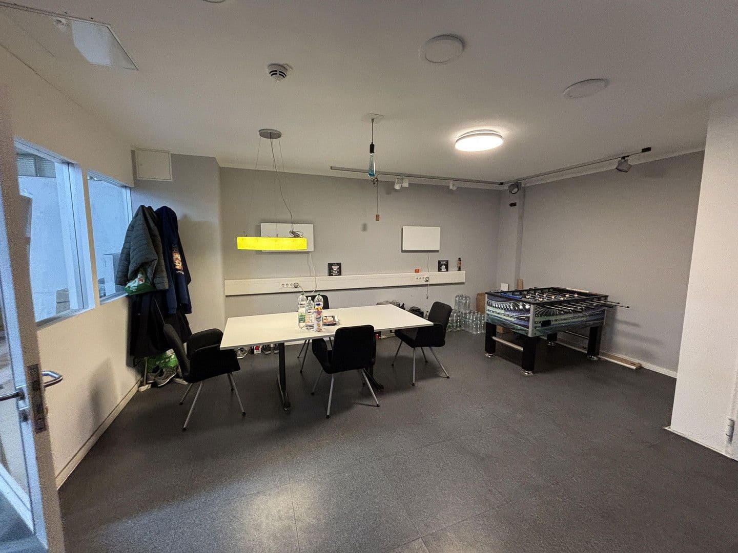 Prenájom nebytového priestoru 285 m², Münsterstrasse 330, Düsseldorf, Severné Porýnie - Westfálsko Prenájom nebytového priestoru 285 m², Münsterstrasse 330, Düsseldorf, Severné Porýnie - Westfálsko