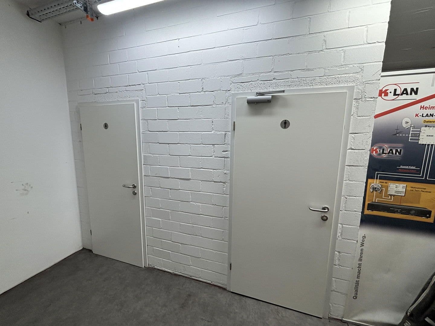 Prenájom nebytového priestoru 285 m², Münsterstrasse 330, Düsseldorf, Severné Porýnie - Westfálsko Prenájom nebytového priestoru 285 m², Münsterstrasse 330, Düsseldorf, Severné Porýnie - Westfálsko