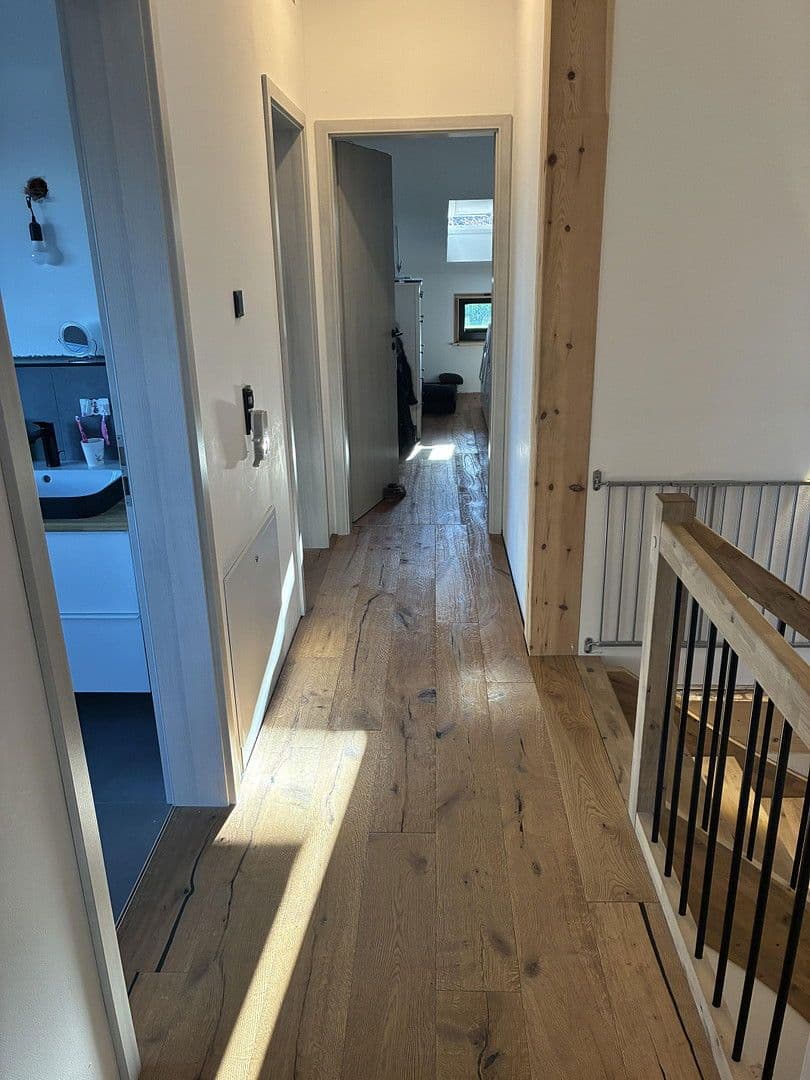 Predaj domu 147 m², pozemek 504 m², Nothauser Feld 1a, Odenthal, Severné Porýnie - Westfálsko Predaj domu 147 m², pozemek 504 m², Nothauser Feld 1a, Odenthal, Severné Porýnie - Westfálsko