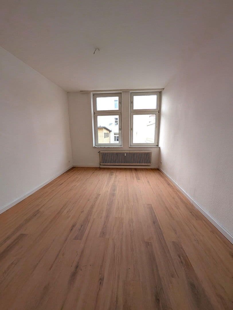 Prenájom bytu 3-izbový 85 m², Dürener Straße 17, Dortmund, Severné Porýnie - Westfálsko Prenájom bytu 3-izbový 85 m², Dürener Straße 17, Dortmund, Severné Porýnie - Westfálsko