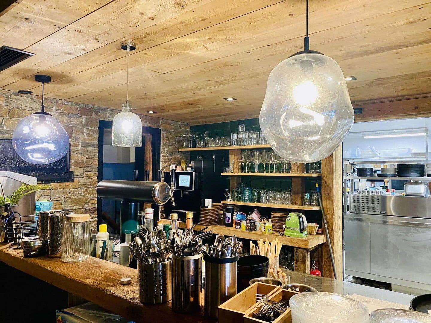 Predaj nebytového priestoru 1.100 m², Hauptstraße 40, Klettgau, Bádensko-Wurttembersko Predaj nebytového priestoru 1.100 m², Hauptstraße 40, Klettgau, Bádensko-Wurttembersko