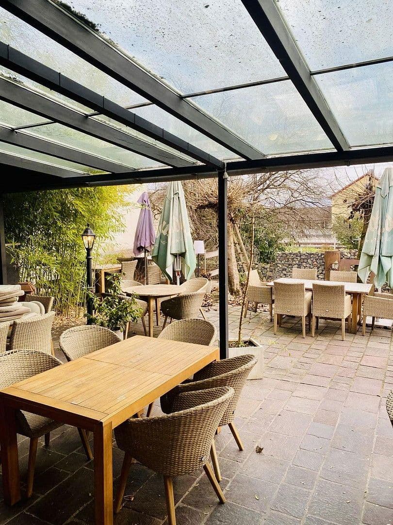 Predaj nebytového priestoru 1.100 m², Hauptstraße 40, Klettgau, Bádensko-Wurttembersko Predaj nebytového priestoru 1.100 m², Hauptstraße 40, Klettgau, Bádensko-Wurttembersko