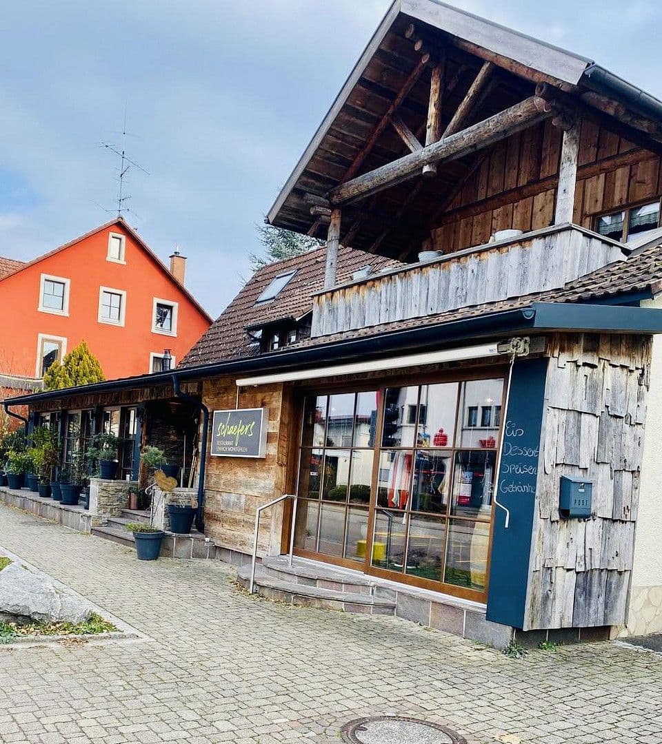 Predaj nebytového priestoru 1.100 m², Hauptstraße 40, Klettgau, Bádensko-Wurttembersko Predaj nebytového priestoru 1.100 m², Hauptstraße 40, Klettgau, Bádensko-Wurttembersko