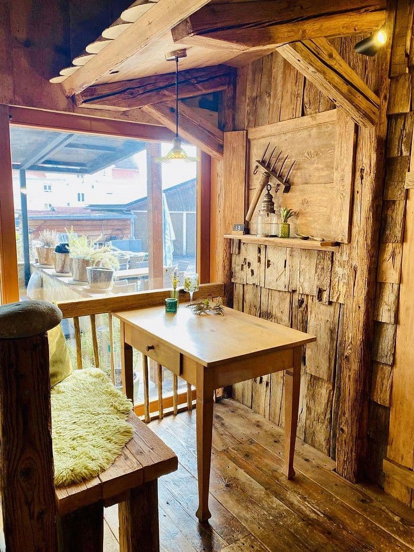 Predaj nebytového priestoru 1.100 m², Hauptstraße 40, Klettgau, Bádensko-Wurttembersko Predaj nebytového priestoru 1.100 m², Hauptstraße 40, Klettgau, Bádensko-Wurttembersko