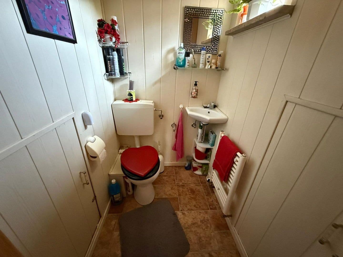 Prenájom domu 120 m², pozemek 800 m², Wiefelstede, Dolné Sasko Prenájom domu 120 m², pozemek 800 m², Wiefelstede, Dolné Sasko