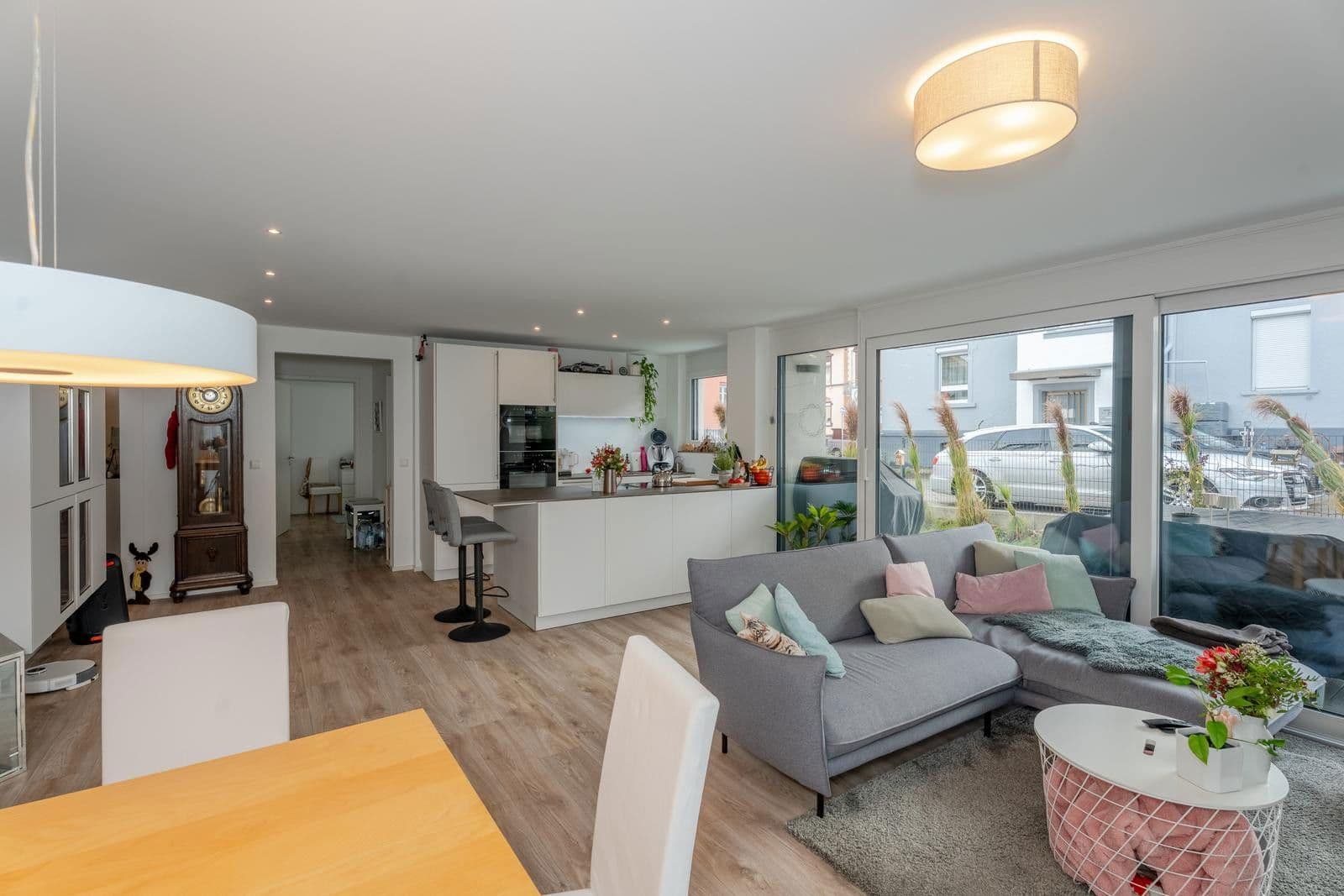 Prenájom bytu 3-izbový 88 m², Radolfzell am Bodensee, Bádensko-Wurttembersko Prenájom bytu 3-izbový 88 m², Radolfzell am Bodensee, Bádensko-Wurttembersko