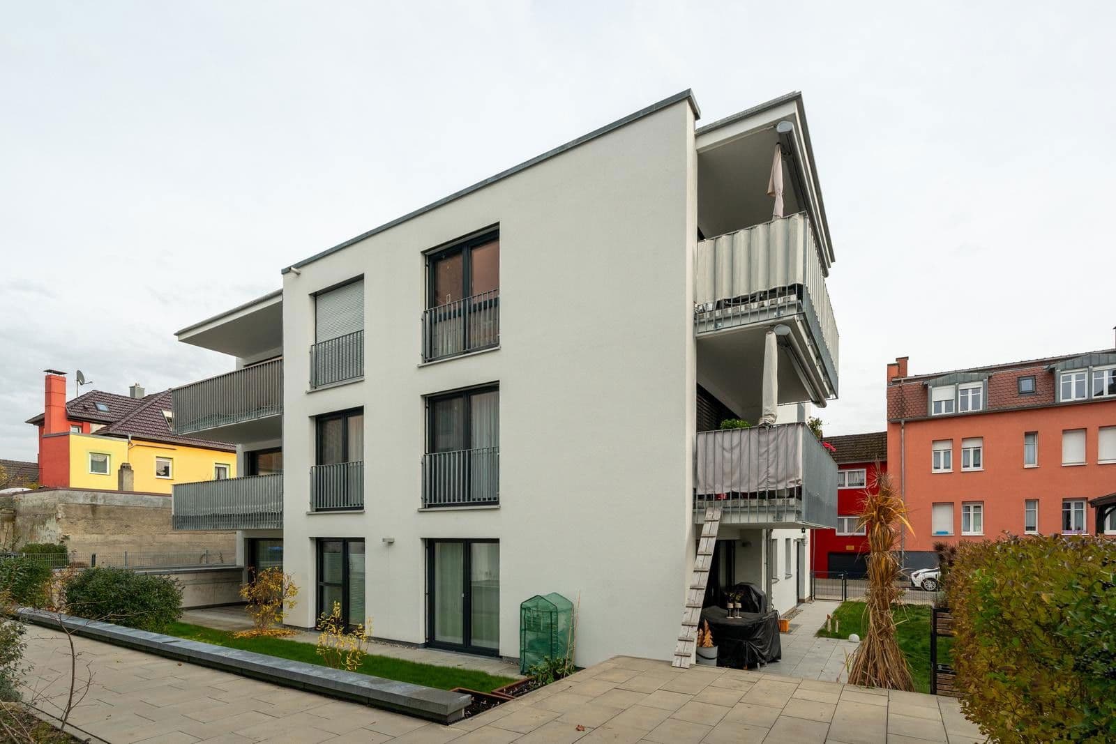 Prenájom bytu 3-izbový 88 m², Radolfzell am Bodensee, Bádensko-Wurttembersko Prenájom bytu 3-izbový 88 m², Radolfzell am Bodensee, Bádensko-Wurttembersko