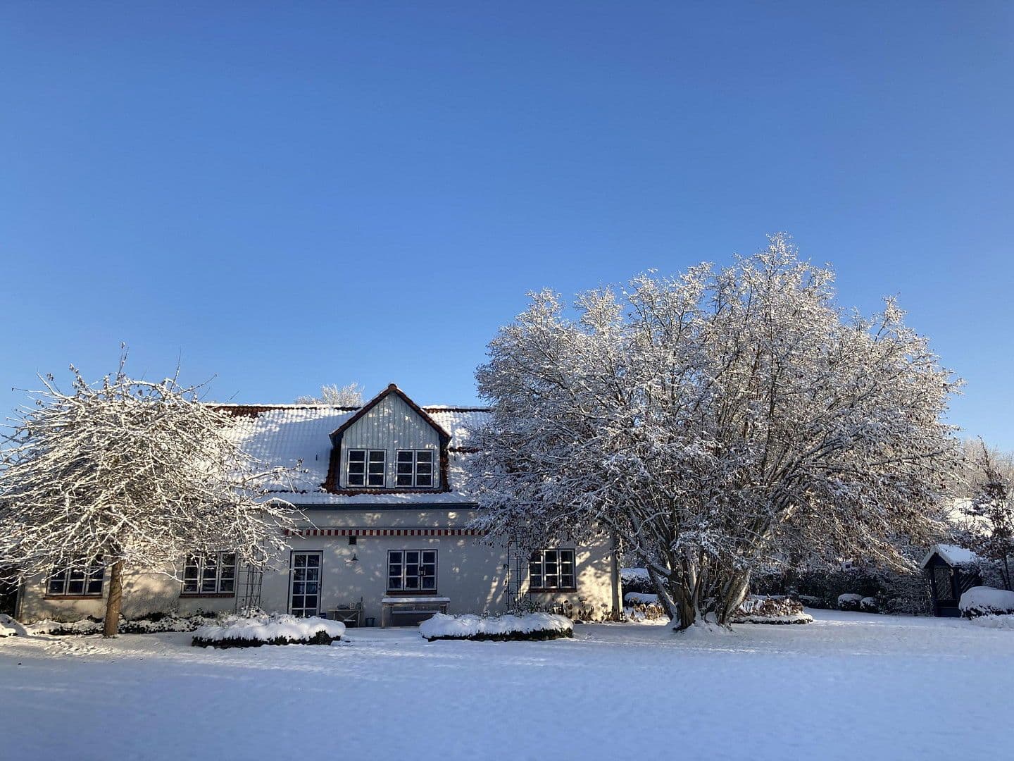 Predaj domu 173 m², pozemek 3.994 m², Eutin, Šlezvicko-Holštajnsko Predaj domu 173 m², pozemek 3.994 m², Eutin, Šlezvicko-Holštajnsko