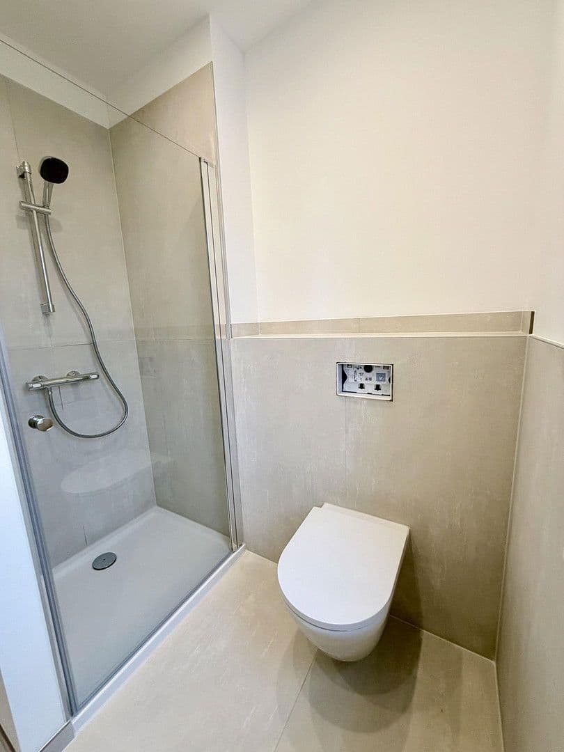 Prenájom domu 145 m², pozemek 30 m², Idstein, Hesensko Prenájom domu 145 m², pozemek 30 m², Idstein, Hesensko