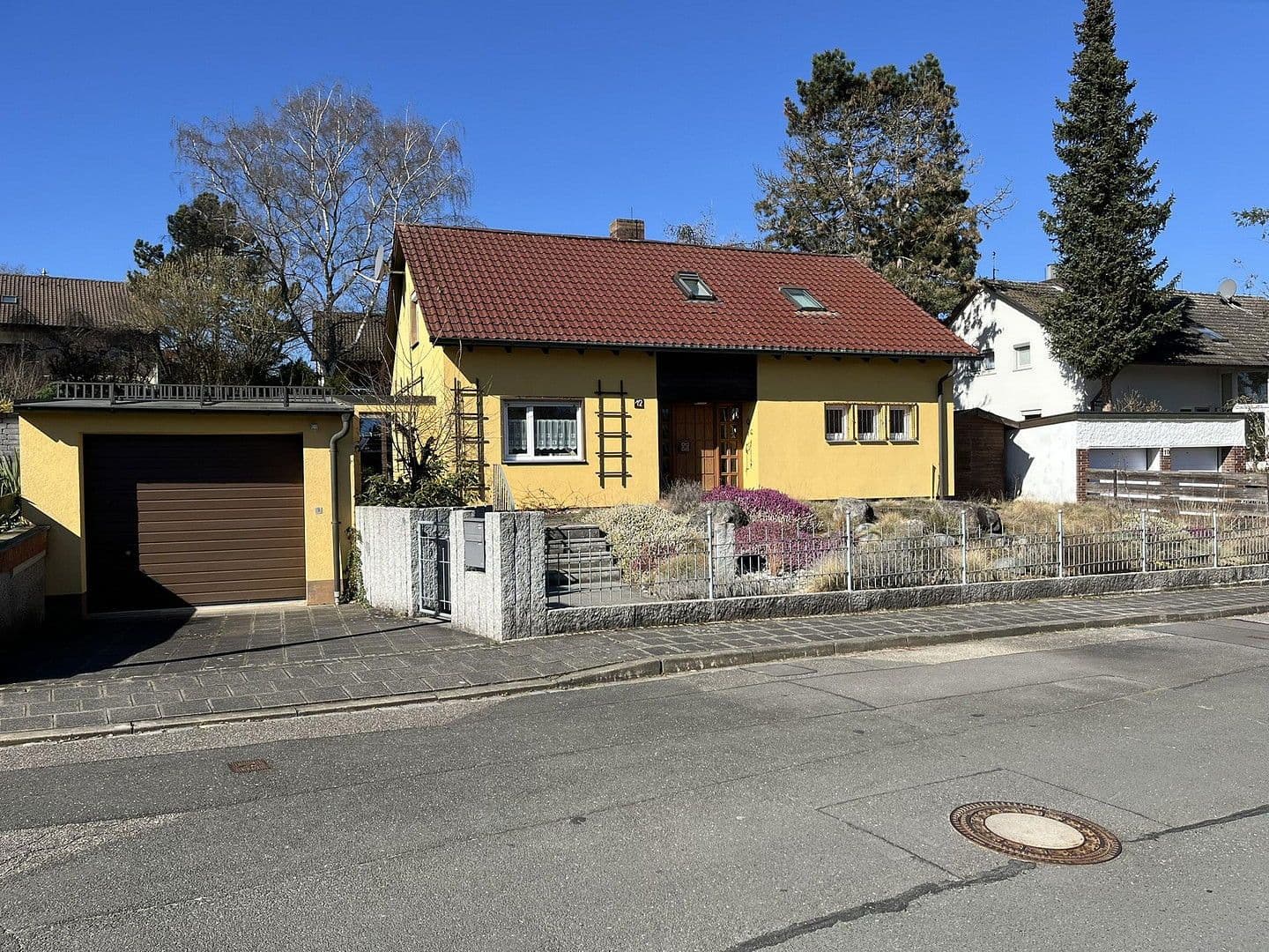 Predaj domu 121 m², pozemek 824 m², Sandleithe 12, Fürth, Bavorsko Predaj domu 121 m², pozemek 824 m², Sandleithe 12, Fürth, Bavorsko