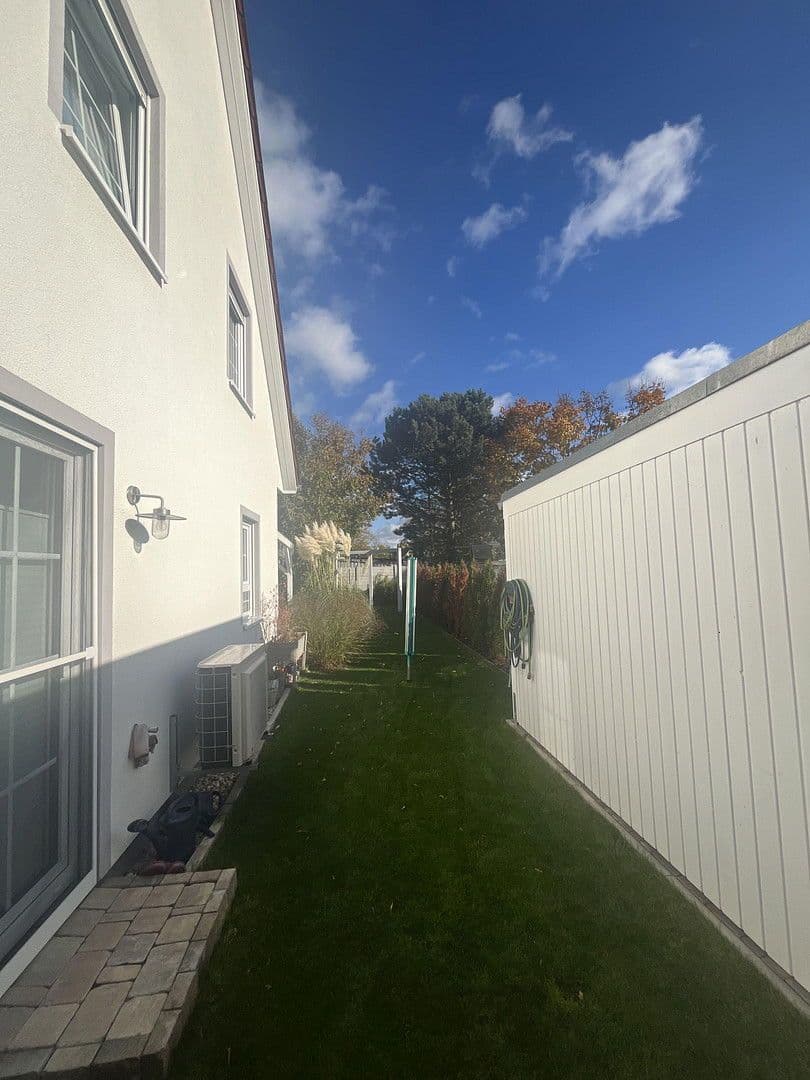 Predaj domu 134 m², pozemek 584 m², Werneuchen, Brandenbursko Predaj domu 134 m², pozemek 584 m², Werneuchen, Brandenbursko