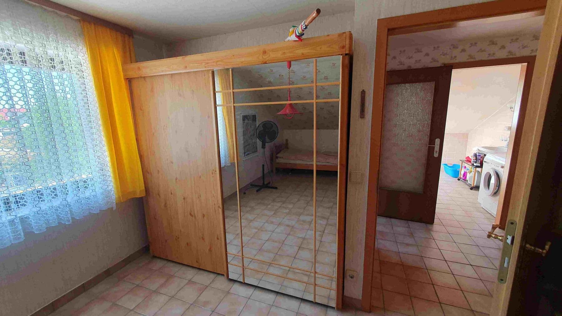 Predaj domu 199 m², pozemek 984 m², Langenlonsheim, Porýnie-Falcko Predaj domu 199 m², pozemek 984 m², Langenlonsheim, Porýnie-Falcko