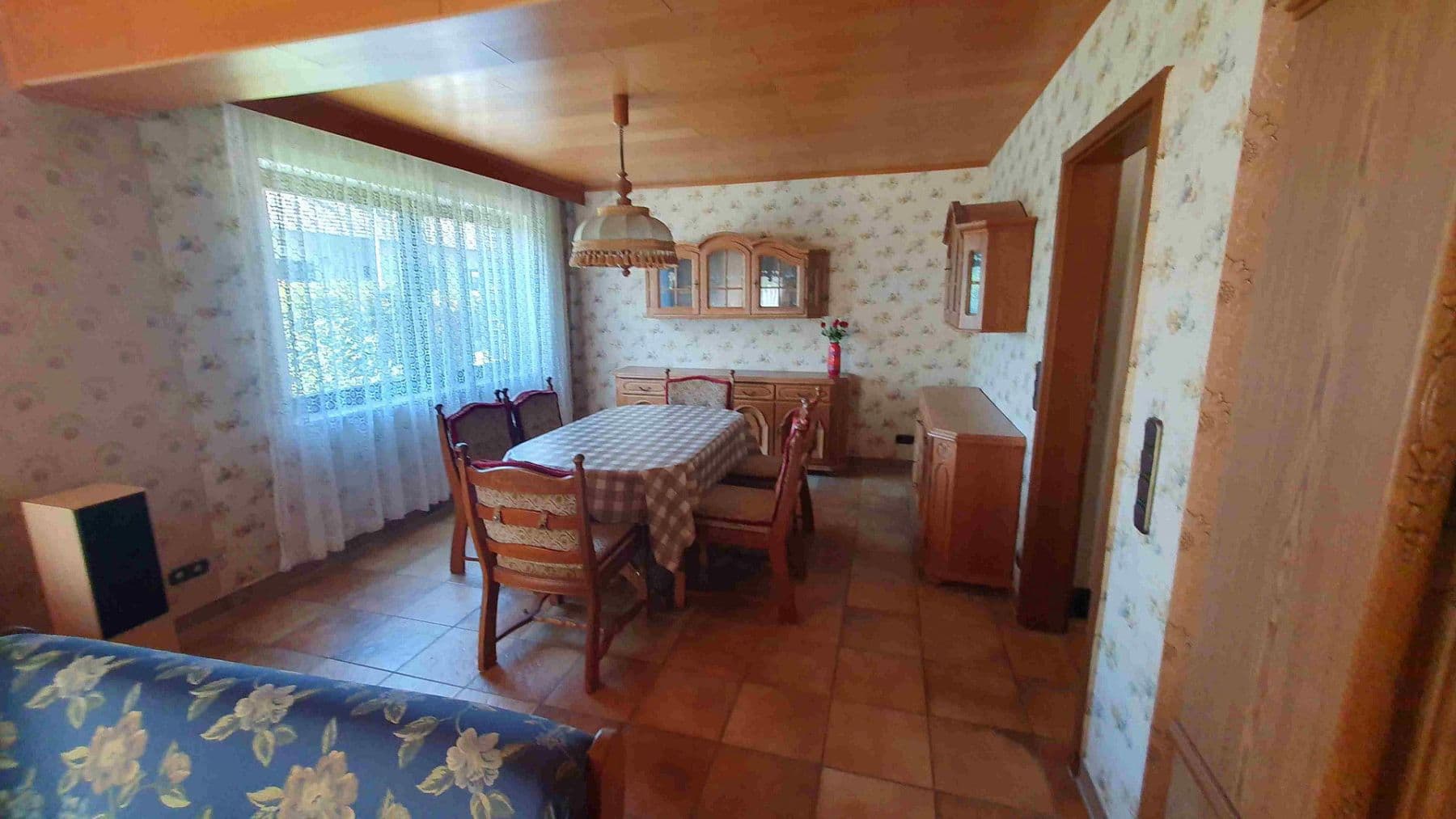 Predaj domu 199 m², pozemek 984 m², Langenlonsheim, Porýnie-Falcko Predaj domu 199 m², pozemek 984 m², Langenlonsheim, Porýnie-Falcko