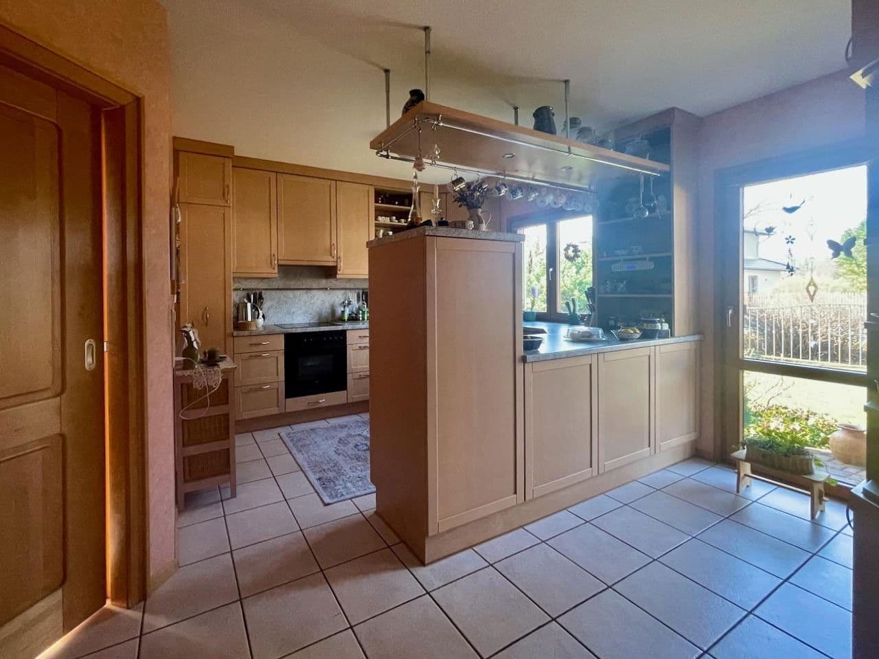 Predaj domu 169 m², pozemek 758 m², Glienicke/Nordbahn, Brandenbursko Predaj domu 169 m², pozemek 758 m², Glienicke/Nordbahn, Brandenbursko