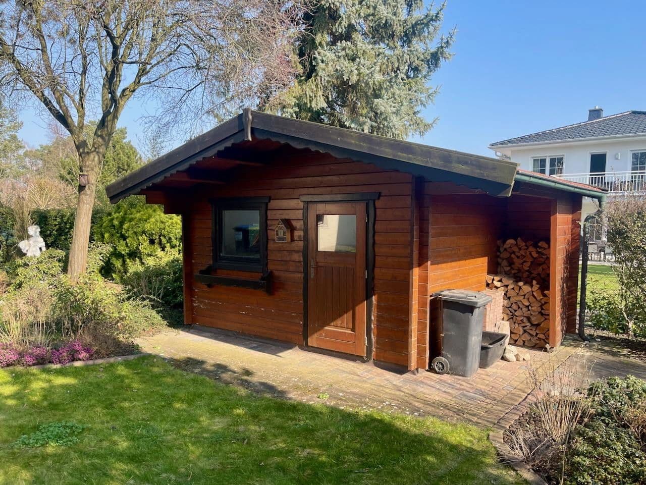 Predaj domu 169 m², pozemek 758 m², Glienicke/Nordbahn, Brandenbursko Predaj domu 169 m², pozemek 758 m², Glienicke/Nordbahn, Brandenbursko