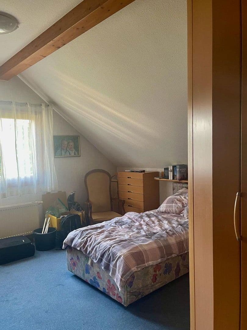 Predaj domu 169 m², pozemek 758 m², Glienicke/Nordbahn, Brandenbursko Predaj domu 169 m², pozemek 758 m², Glienicke/Nordbahn, Brandenbursko