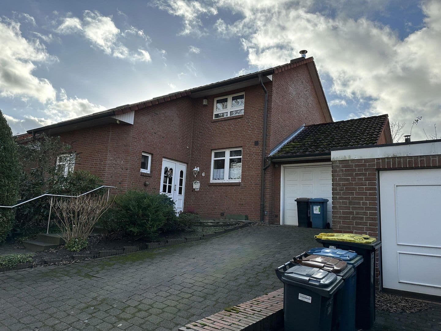 Predaj domu 115 m², pozemek 406 m², Beim Katerstieg 6, Trittau, Šlezvicko-Holštajnsko Predaj domu 115 m², pozemek 406 m², Beim Katerstieg 6, Trittau, Šlezvicko-Holštajnsko