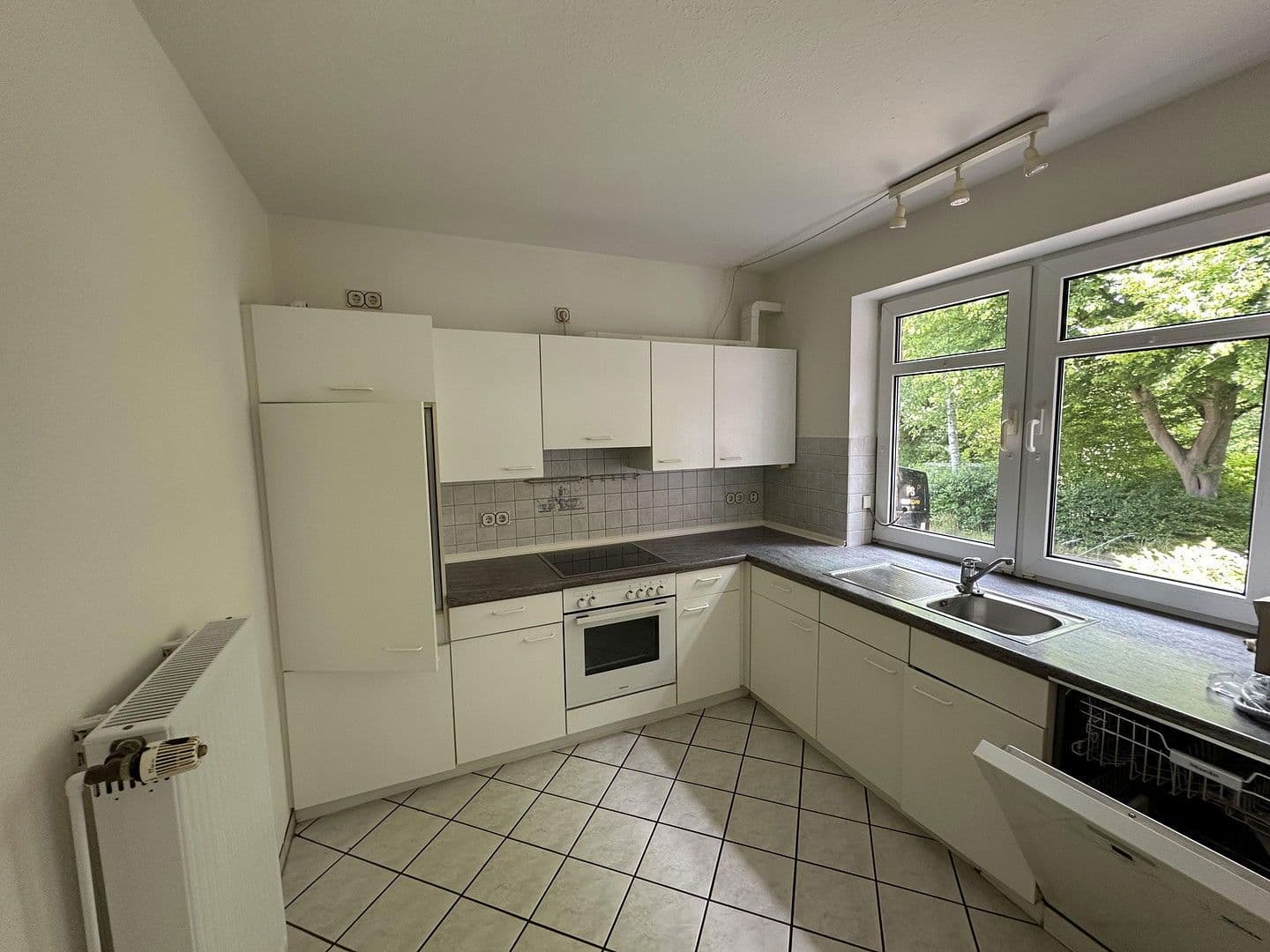 Predaj domu 115 m², pozemek 406 m², Beim Katerstieg 6, Trittau, Šlezvicko-Holštajnsko Predaj domu 115 m², pozemek 406 m², Beim Katerstieg 6, Trittau, Šlezvicko-Holštajnsko