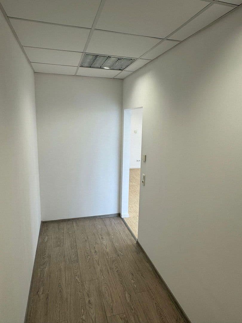 Prenájom kancelárie 90 m², Hansestraße 2-4, Stade, Dolné Sasko Prenájom kancelárie 90 m², Hansestraße 2-4, Stade, Dolné Sasko