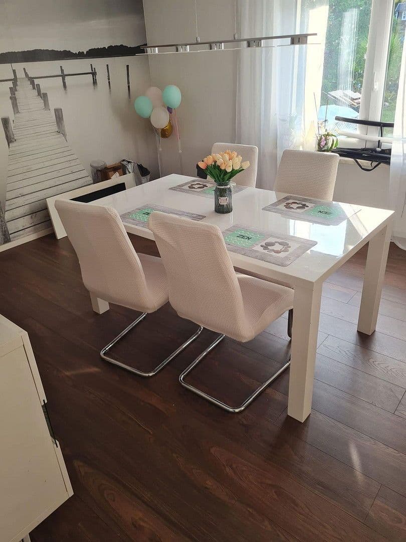 Predaj domu 185 m², pozemek 996 m², Kaiserslautern, Porýnie-Falcko Predaj domu 185 m², pozemek 996 m², Kaiserslautern, Porýnie-Falcko