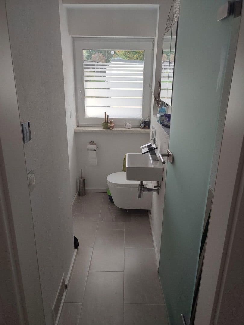 Predaj domu 185 m², pozemek 996 m², Kaiserslautern, Porýnie-Falcko Predaj domu 185 m², pozemek 996 m², Kaiserslautern, Porýnie-Falcko