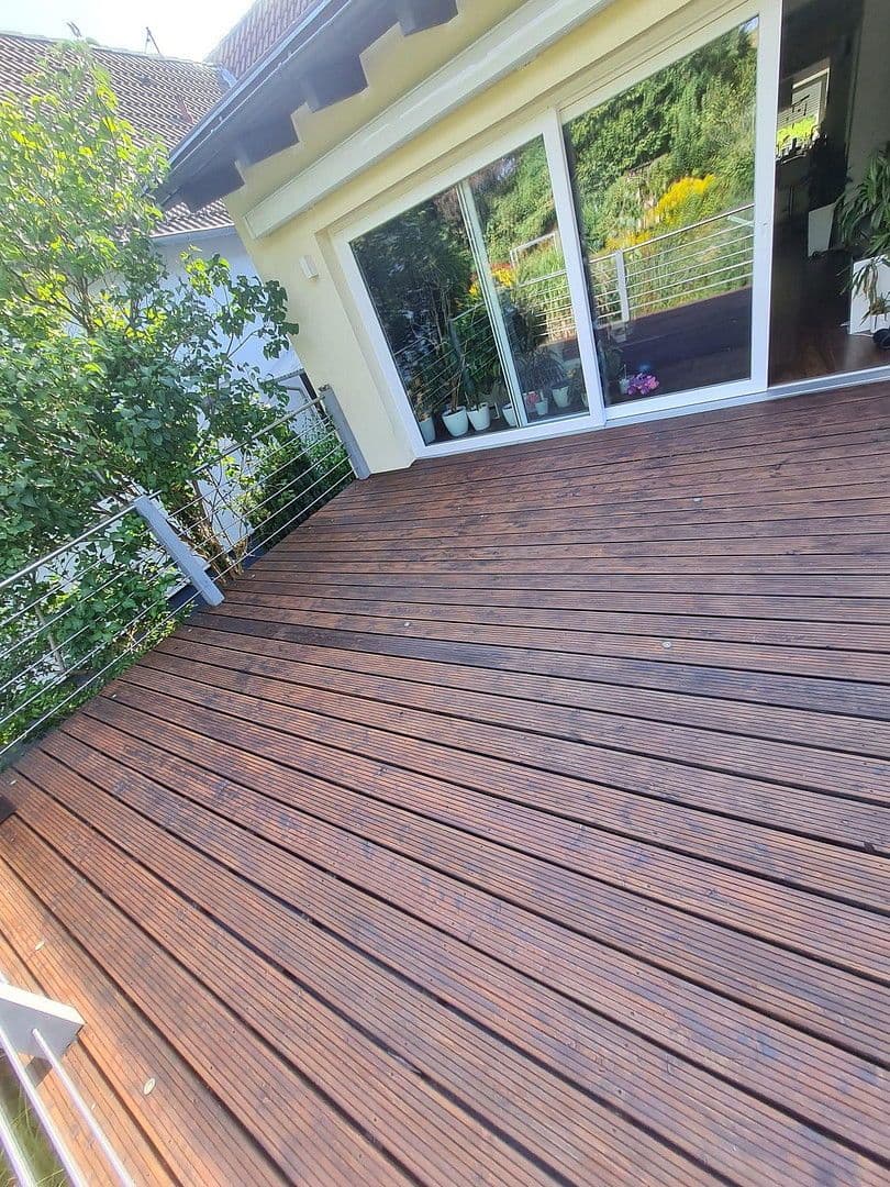 Predaj domu 185 m², pozemek 996 m², Kaiserslautern, Porýnie-Falcko Predaj domu 185 m², pozemek 996 m², Kaiserslautern, Porýnie-Falcko