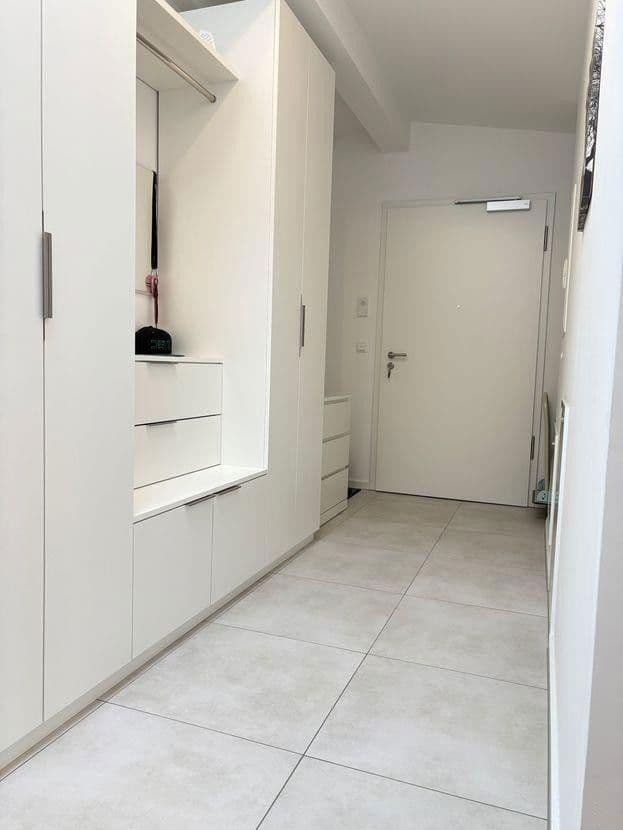 Prenájom bytu 2-izbový 88 m², Dorfstraße 13a, Germering, Bavorsko Prenájom bytu 2-izbový 88 m², Dorfstraße 13a, Germering, Bavorsko