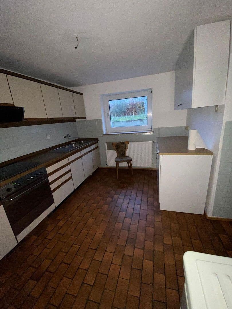 Predaj domu 174 m², pozemek 1.787 m², Alte Heerstraße 25, Wesendorf, Dolné Sasko Predaj domu 174 m², pozemek 1.787 m², Alte Heerstraße 25, Wesendorf, Dolné Sasko