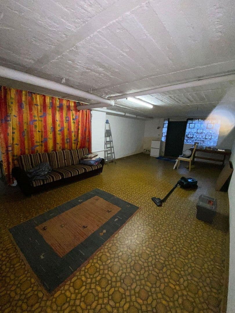 Predaj domu 174 m², pozemek 1.787 m², Alte Heerstraße 25, Wesendorf, Dolné Sasko Predaj domu 174 m², pozemek 1.787 m², Alte Heerstraße 25, Wesendorf, Dolné Sasko